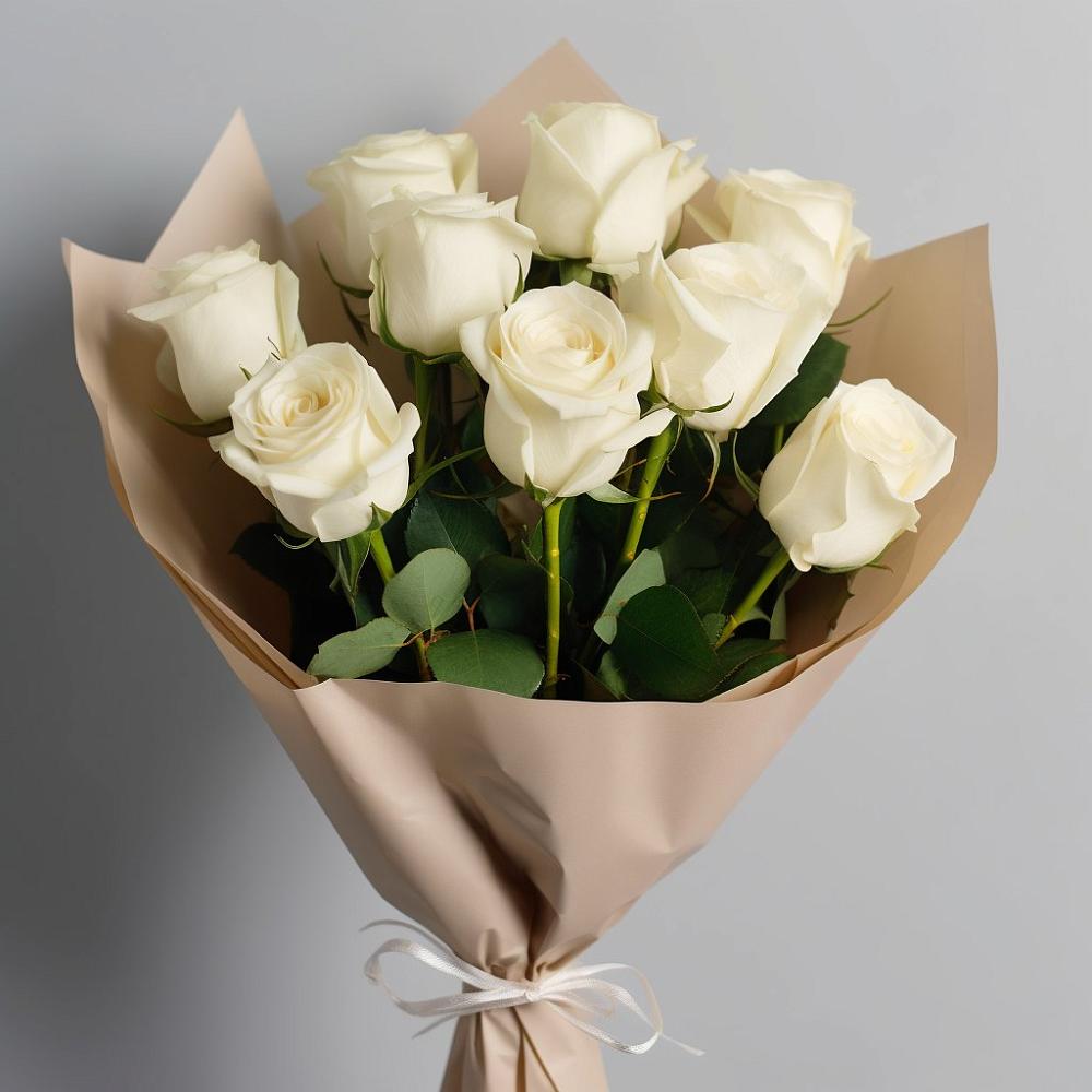 Букет 9 Белых роз Эдлесс Лав в Жирово