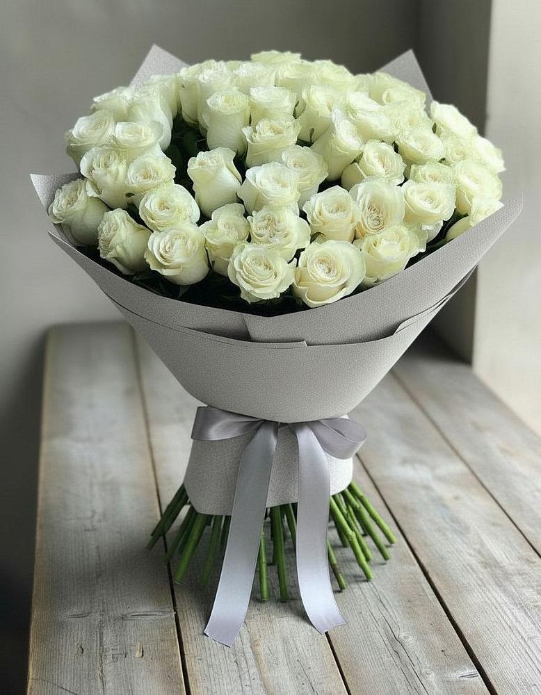 Букет 35 Белых роз в Жирово
