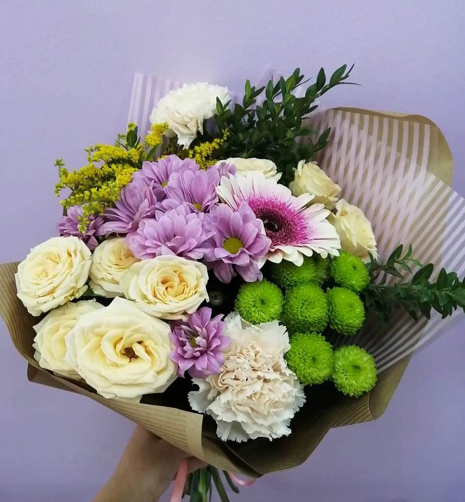 Букет цветов из: Хризантемы, Розы, Гвоздики и Герберы в Жирово