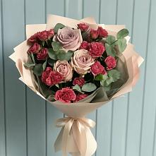 Букет цветов из:  Гвоздики и Розы в Жирово