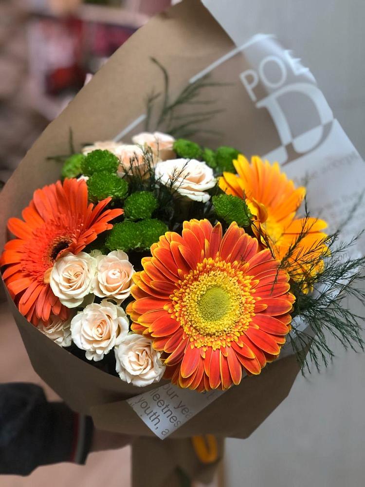 Букет цветов из: Герберы, Хризантемы и Розы в Жирово