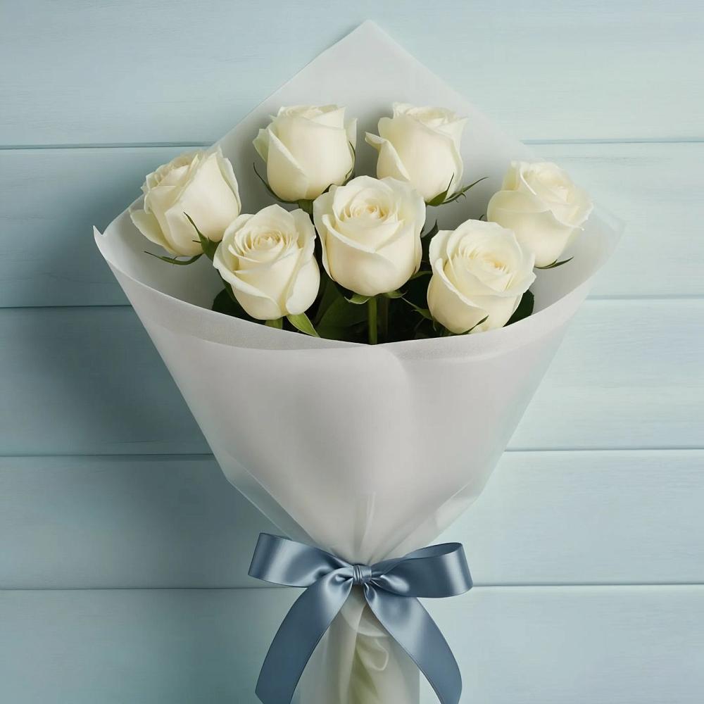 Букет 7 Белых роз Эдлесс Лав в Жирово