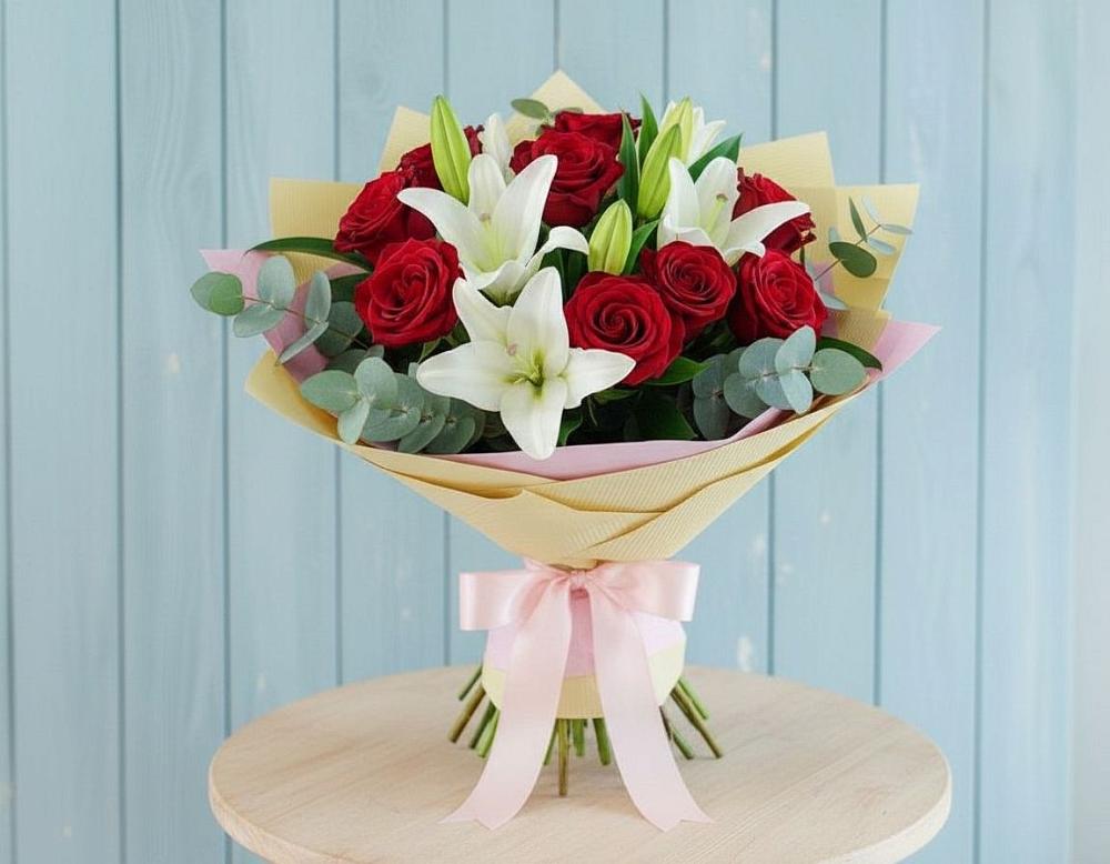 Букет цветов из: Лилии и Розы в Жирово