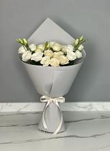 Букет цветов из:  Розы и Лизиантусы в Жирово